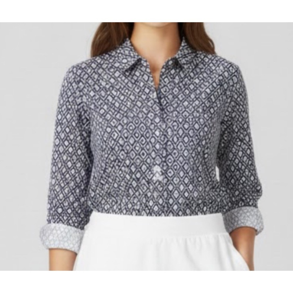 Talbots Women Geometric Blue Print Button Shirt Wrinkle Resistant 10 Golf Office